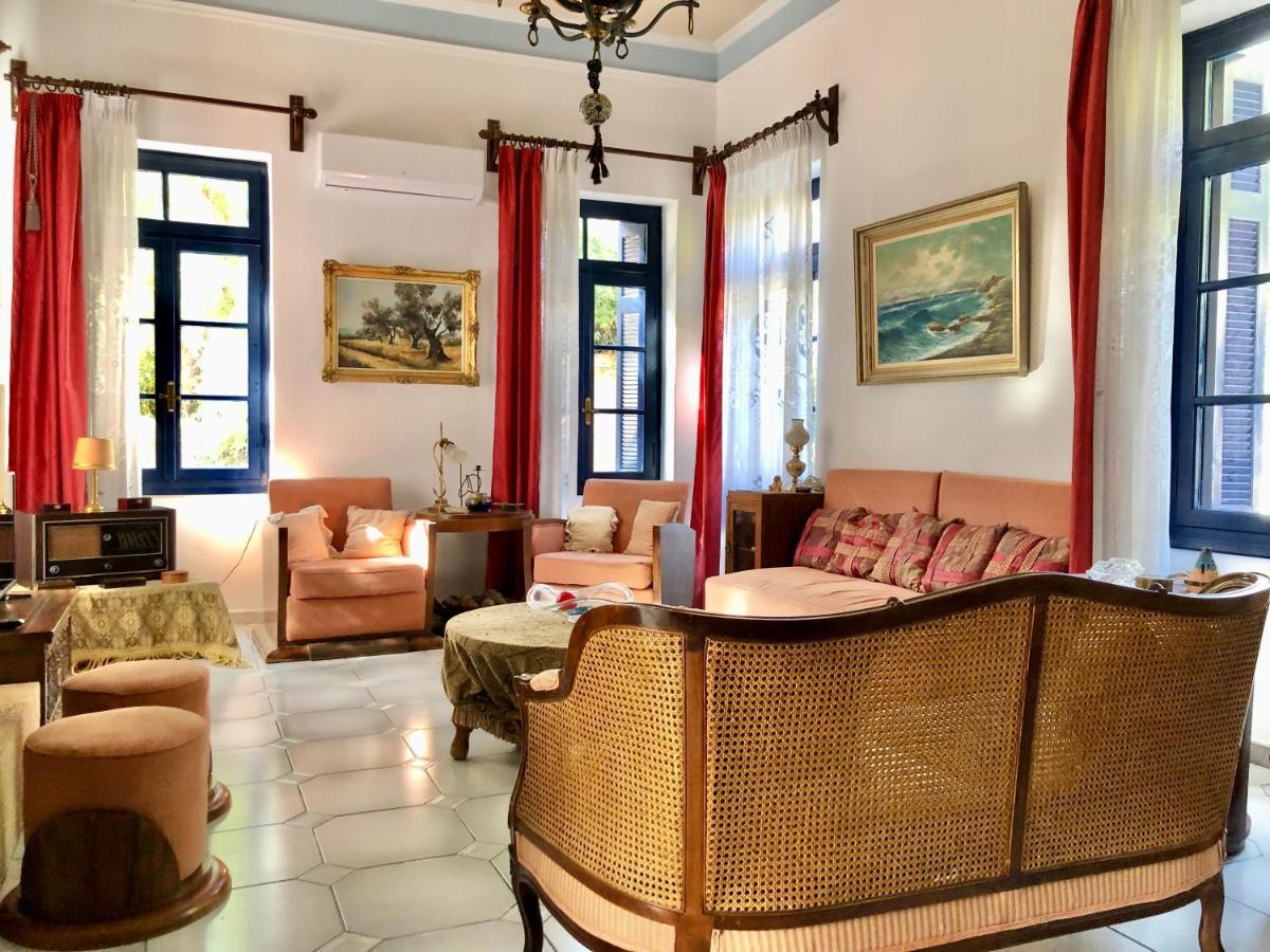 Villa Traditional House At Aegina Port Exterior foto