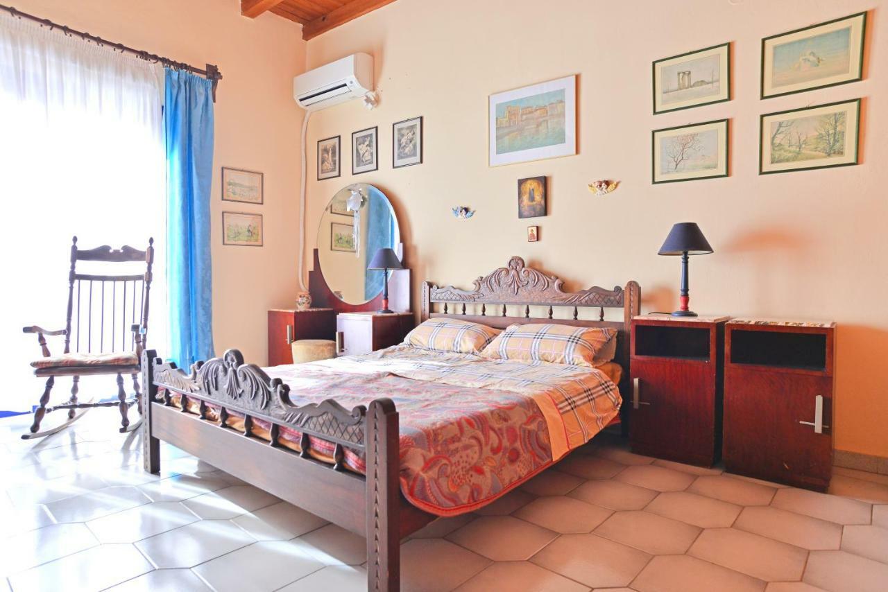 Villa Traditional House At Aegina Port Exterior foto